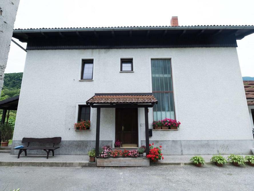 Apartma Matajurc Trnovo ob Soci Εξωτερικό φωτογραφία
